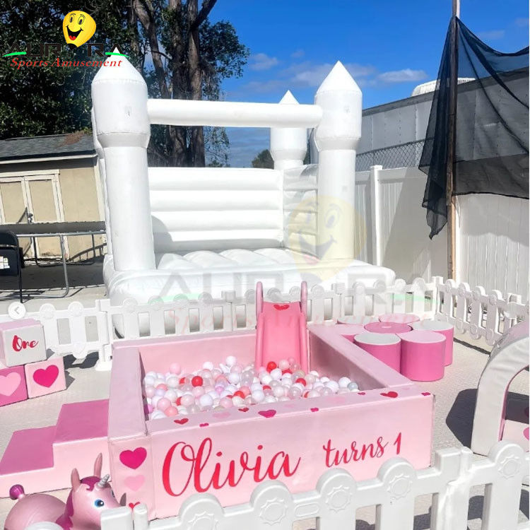 สนามเด็กในบ้าน สนามเด็กเล่น Soft Set Kids Ball Pit Bounce House With Slide