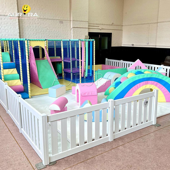 ภายใน soft play สนามเด็กเล่นกลางแจ้ง พาร์ตี้ เช่าอุปกรณ์การเล่น