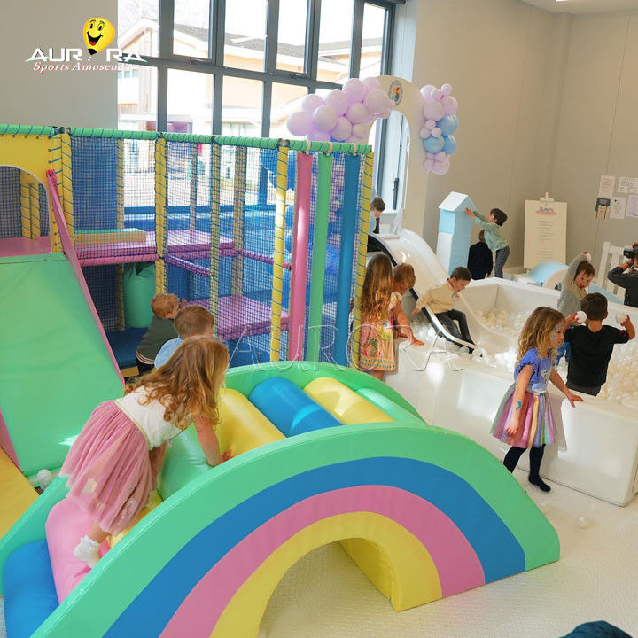 ภายใน soft play สนามเด็กเล่นกลางแจ้ง พาร์ตี้ เช่าอุปกรณ์การเล่น