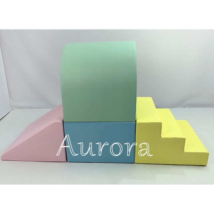 ถนนเล่นอ่อนสําหรับเด็ก กล่องเล่นอ่อน อุปกรณ์เล่นอ่อน สีเหลือง สีเขียว